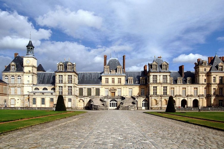 Fontainebleau palace gardens