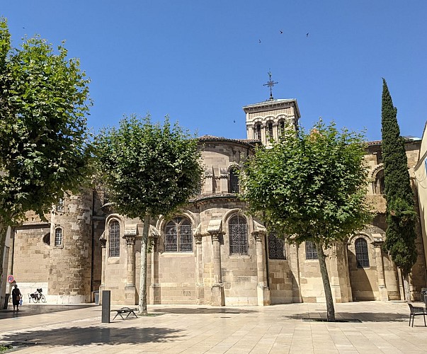 La Cathédrale Saint-Apollinaire