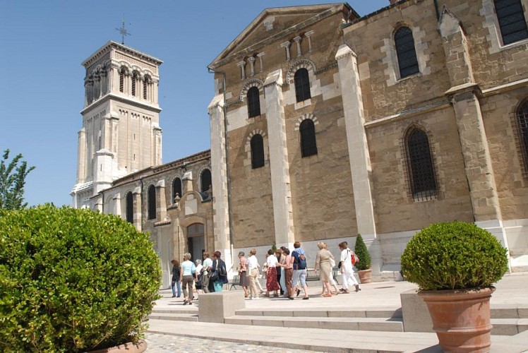 Cathédrale Saint-Apollinaire