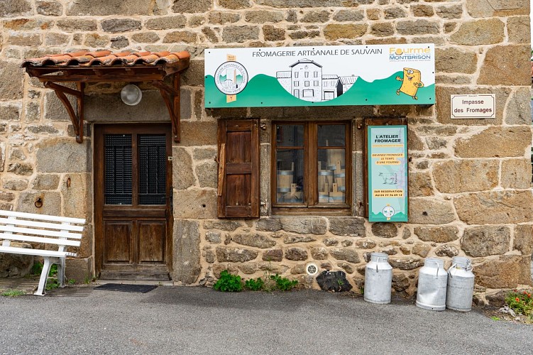 Fromagerie des hautes-chaumes - Handwerkliche Käserei in Sauvain