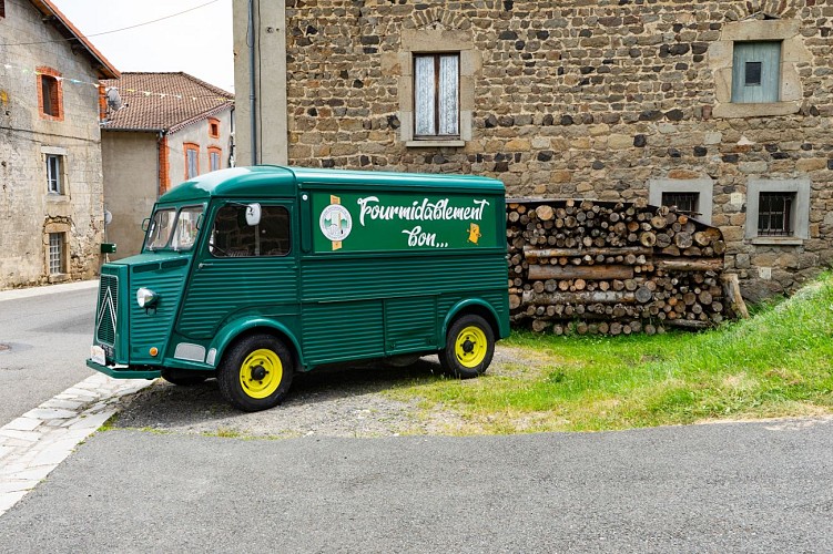 Fromagerie des hautes-chaumes - Handwerkliche Käserei in Sauvain