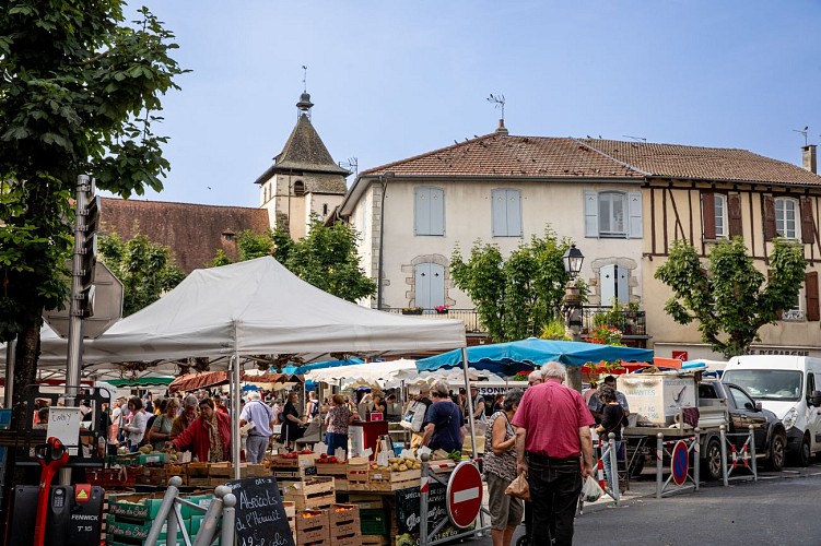 Marché hebdomadaire de Maurs