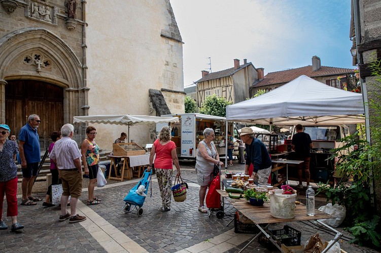 Marché hebdomadaire de Maurs