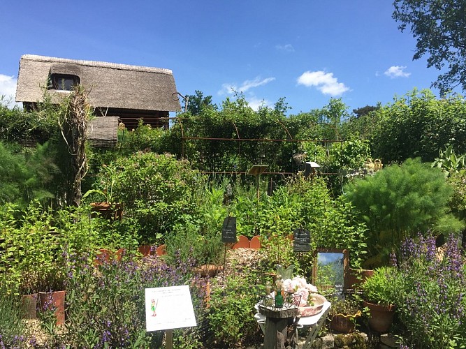 Etnobotanische tuin "Er was eens... een verhaaltjestuin"