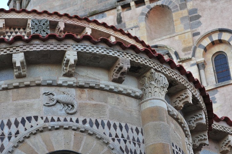 Abbatiale romane Saint-Austremoine