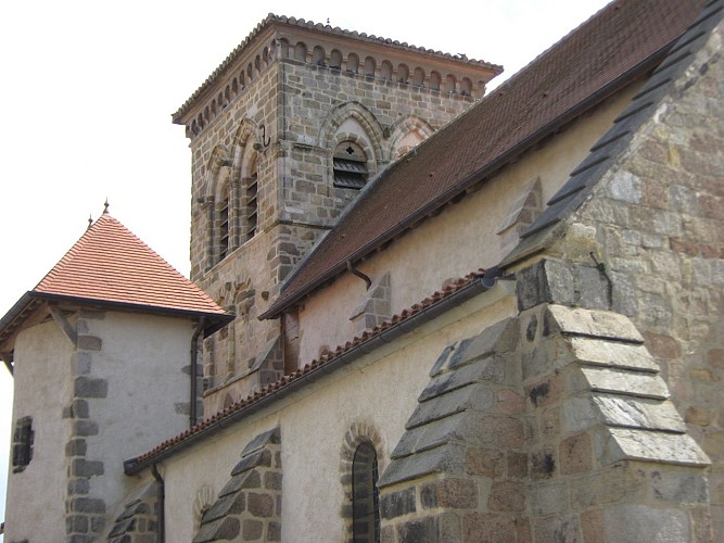 Église Romane Notre-Dame de Montaigut en Combrailles