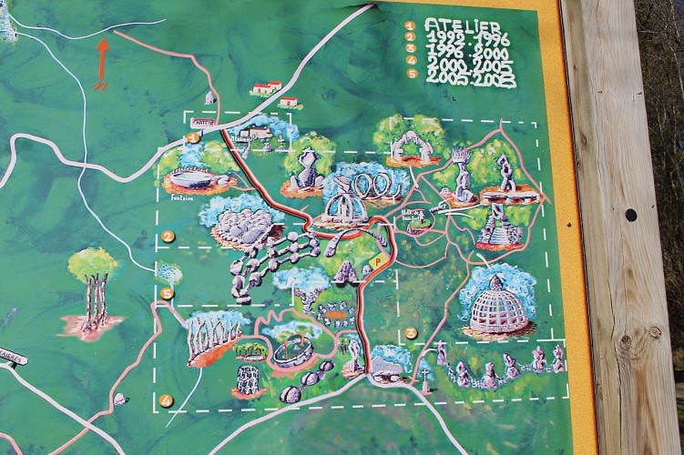 Chemin Fais'Art - Sculptures en pierre de Volvic