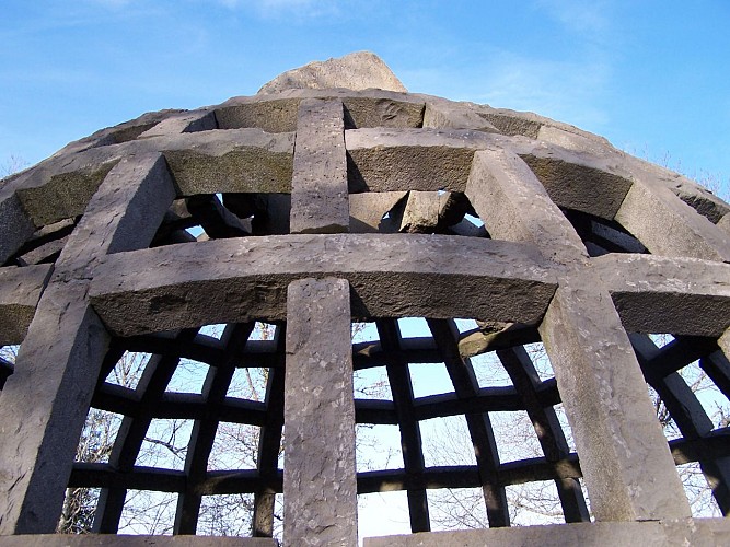 Chemin Fais'Art - Sculptures en pierre de Volvic