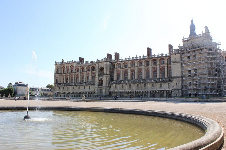 Obra real que engrandece el castillo de Saint-Germain: la finca nacional