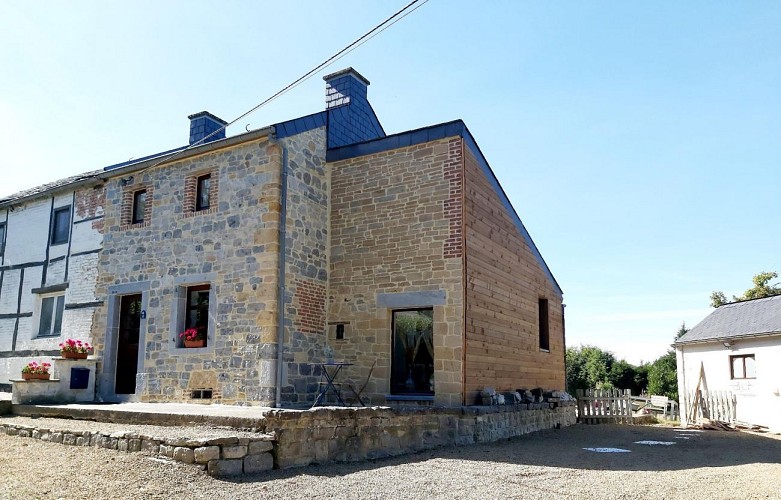 Chez Bon Papa et son Vélo façade 2