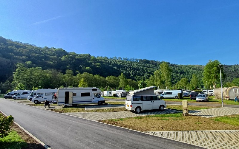 Campingfloreallaroche2