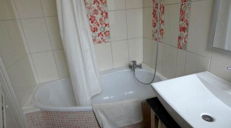 Dangoumau - sdb ch Bruyère©GDF