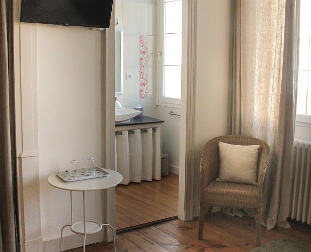 Dangoumau - sdb ch Fougère©vio.photographe