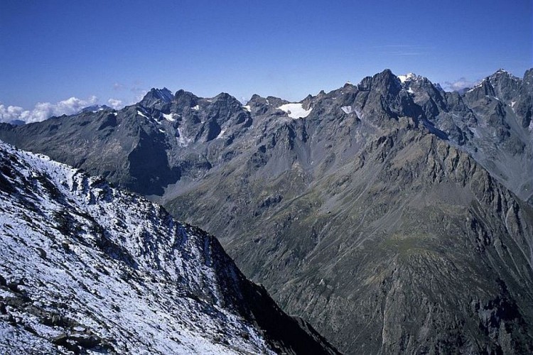 Groupe Bonvoisin-Chabournéou-Verdonne, versant Est, vu de l'Aiglière