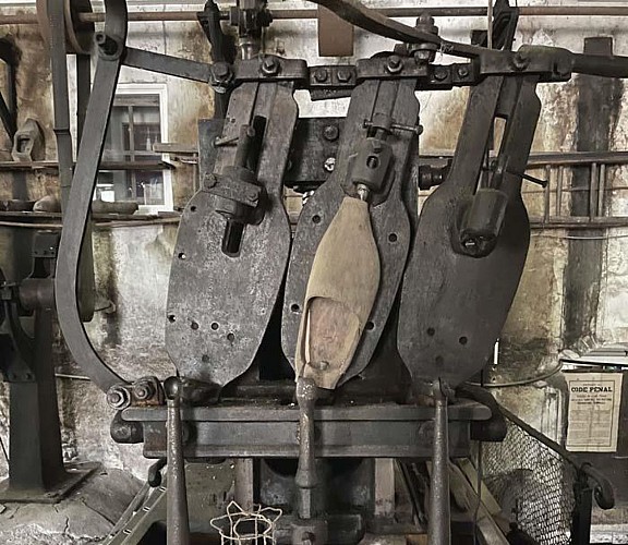 La saboterie mécanique musée Bobant