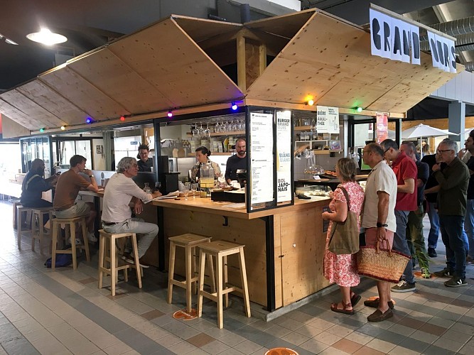 grand_ours_interieur_caisse_large-scaled