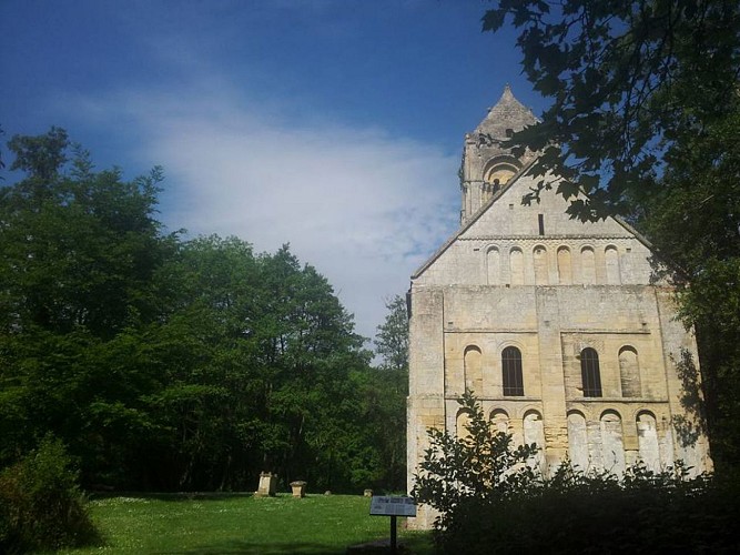 Vielle Eglise de Thaon
