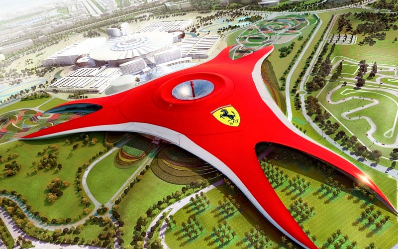 From Dubai: Abu Dhabi Full-Day City Tour with Ferrari World