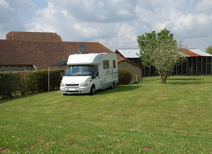 Aire de camping-car Horizon Doazit (2)