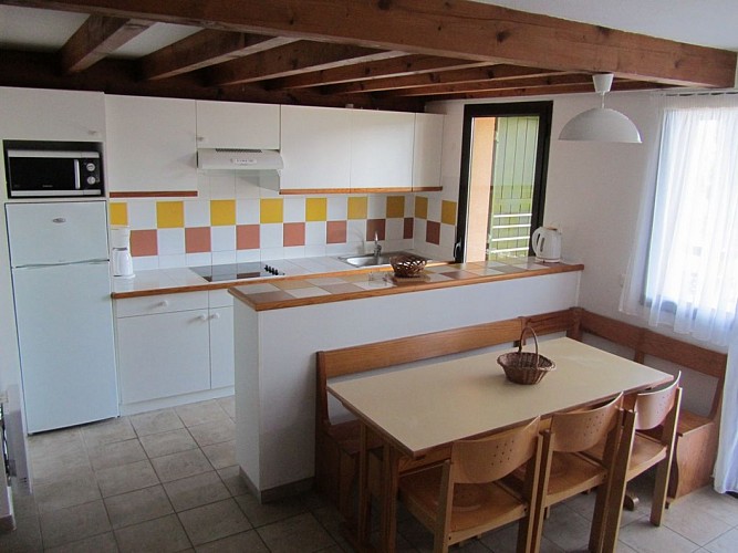 RESIDENCE-TOURISME-ARTS-ET-VIE-VACANCES-A-MESSANGES--4--2