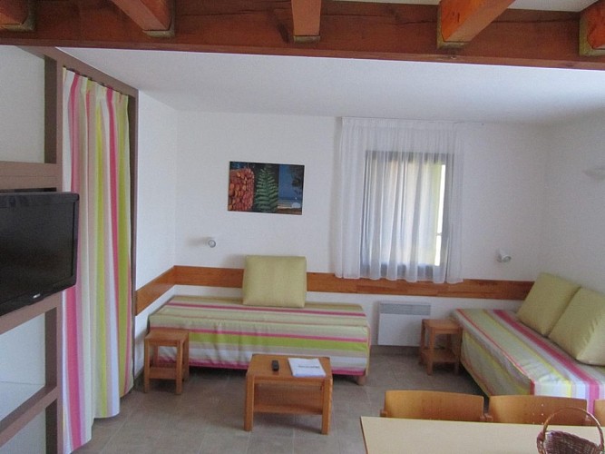 RESIDENCE-TOURISME-ARTS-ET-VIE-VACANCES-A-MESSANGES--8--2