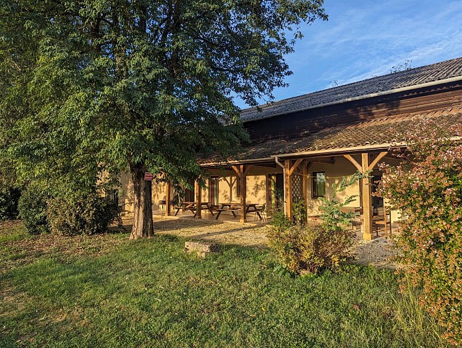 gite-de-groupe-Les Cinq Chateaux - Vezac (6)
