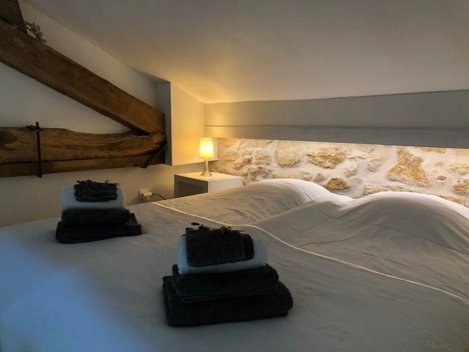 Gîte-Le-Guinot-chambre