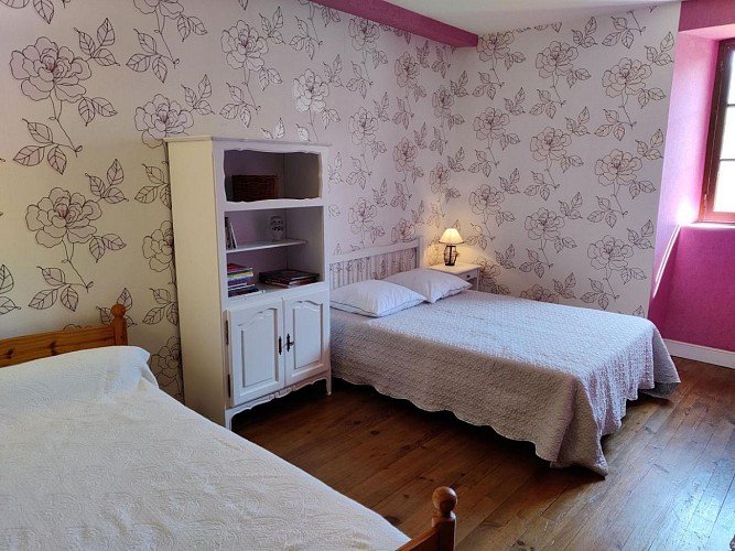 gîte cazet chambre 4 personnes