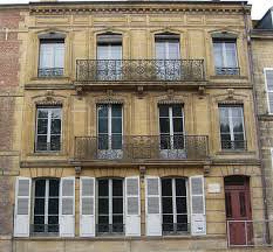 Vieux Moulin : Musée Arthur Rimbaud
