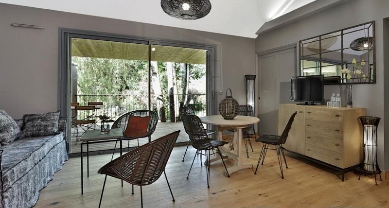 Hôtel restaurants Les Glycines, Les Eyzies 8