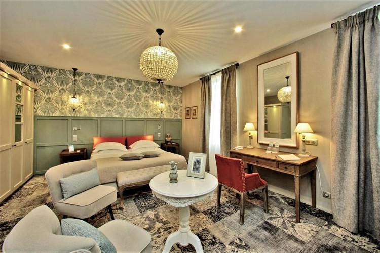 Hôtel restaurants Les Glycines, Les Eyzies