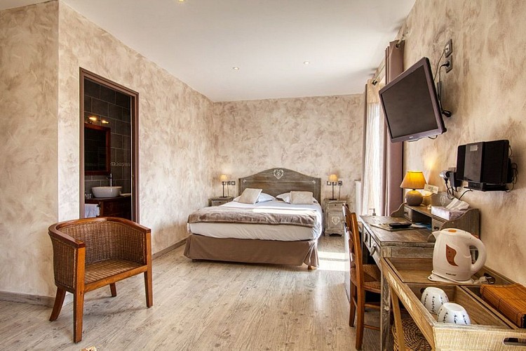 24 - LE LASCAUX - MONTIGNAC - 05 53 51 82 81 - PERIGORD (9)