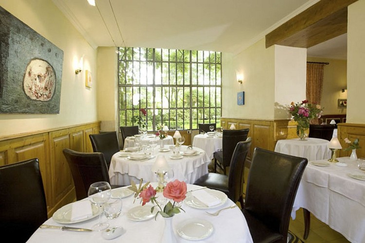 Montignac - Hostellerie La Roseraie