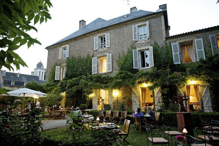 Hostellerie La Roseraie