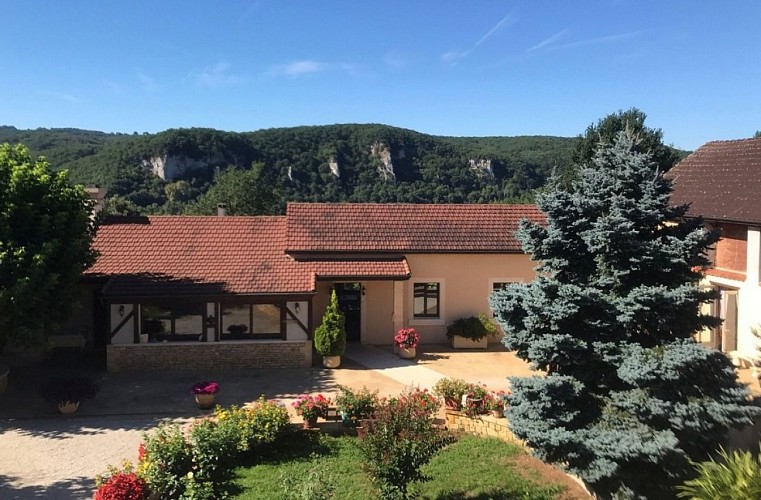 F_DOMAINE_DE_MALET_RESTAURANT_EXTERIEUR