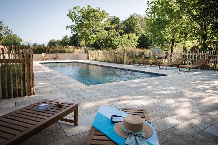 DOMAINE DE MALET Piscine 2