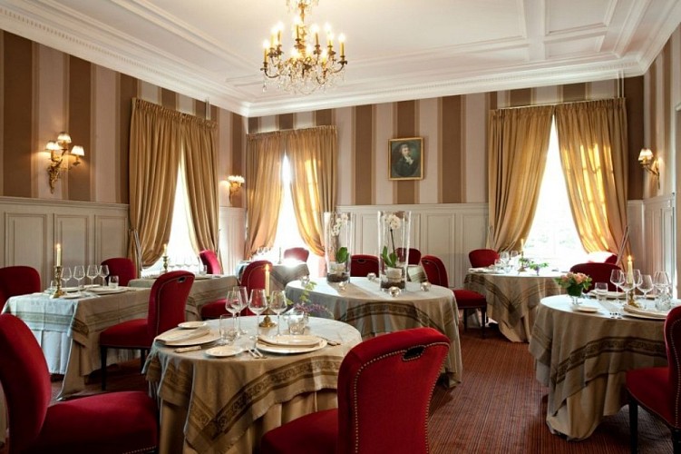 Hôtel Restaurant - Le Château de Lalande