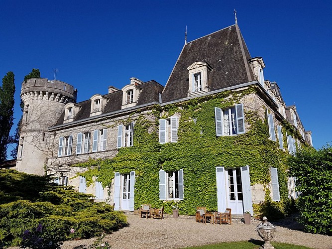 chateau-de-lalande-perigord-cote bis