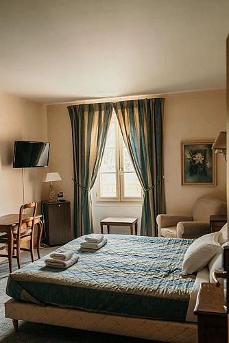 Hôtel Le Cro-Magnon 6 2