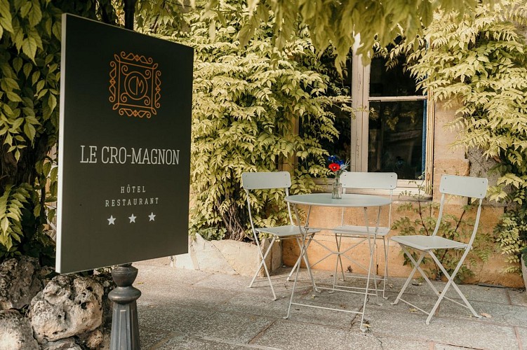 Hôtel Le Cro-Magnon