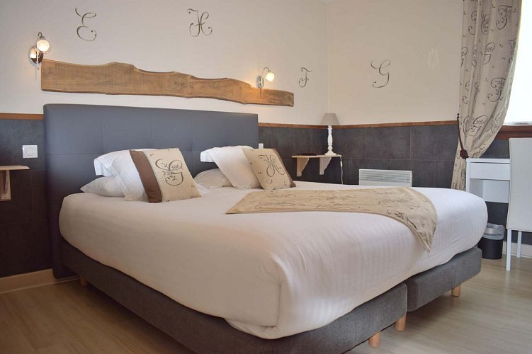 Hotel_Domaine_de_la_Rhonie (5)