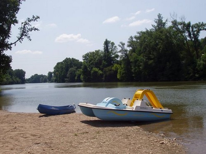 Plage sur le Lot à Castelmoron