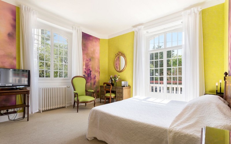 202 Chambre Double  Supérieure Hotel LES GOELANDS St Jean de Luz - Copie