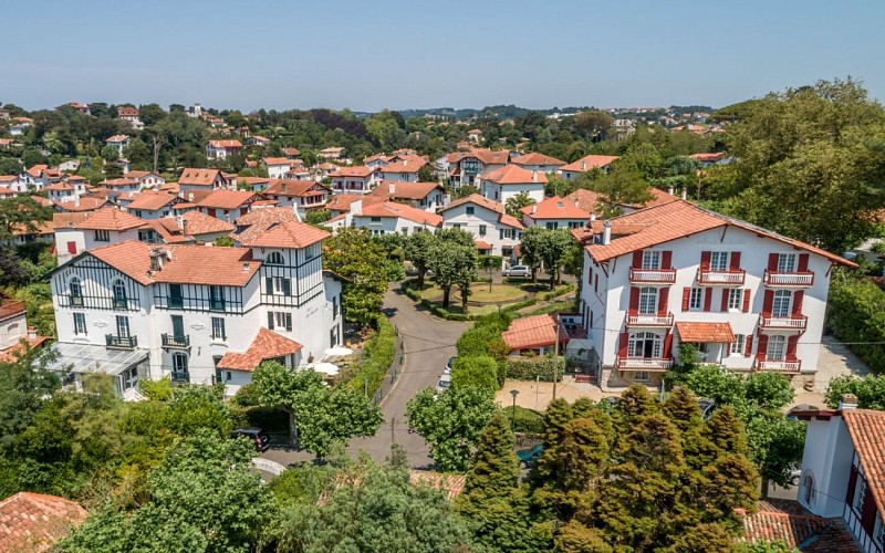 Hotel les goelands saint jean de luz vue aerienne