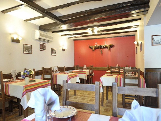 Hôtel Erreguina - salle de restaurant - Banca
