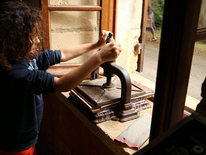 Moulin à papier de la Rouzique - Couze et Saint Front