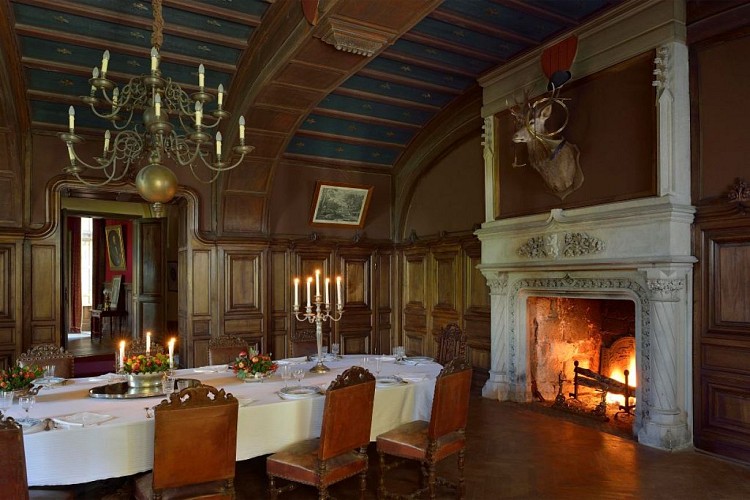 3 - Salle à manger - chateau meublé Bergerac Périgord