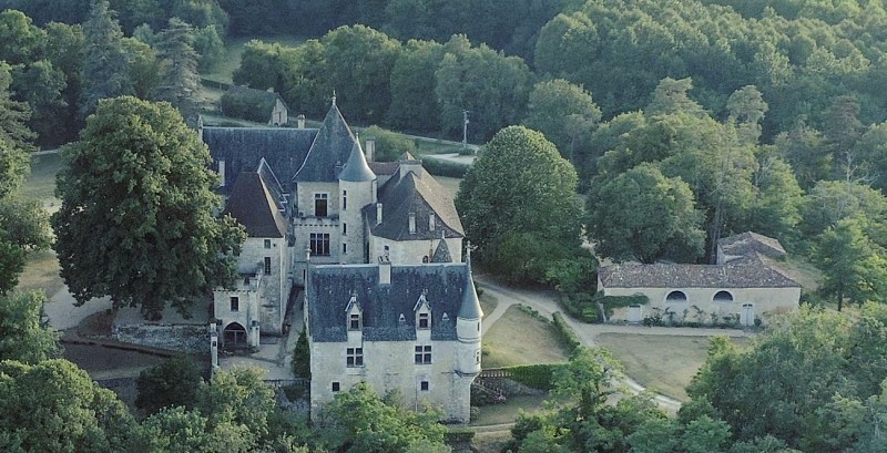Château Bellegarde - vue du ciel