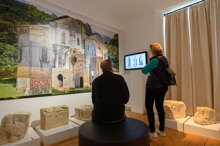 expo-cellule-1-5754--F