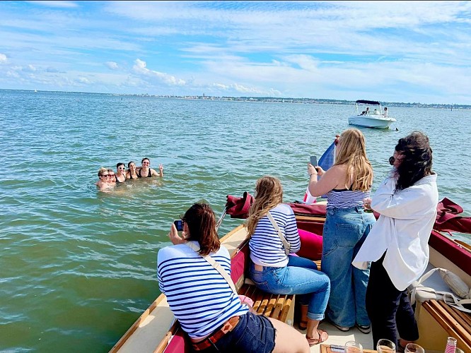 424955279_923848479752732_6766281187499131178_n